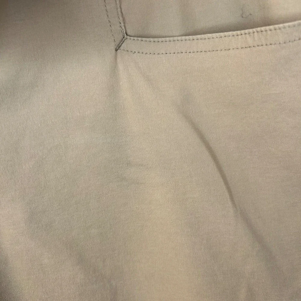 Orvis Mens 36x10 Cargo Shorts Tan Khaki Hiking Fishing Stretch Utility Pockets
